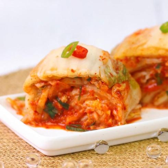 톡톡 썰어담은김치 PET (400g)