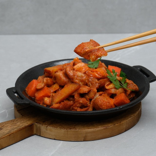 뼈 없는 춘천식 닭갈비 (1kgx1개)