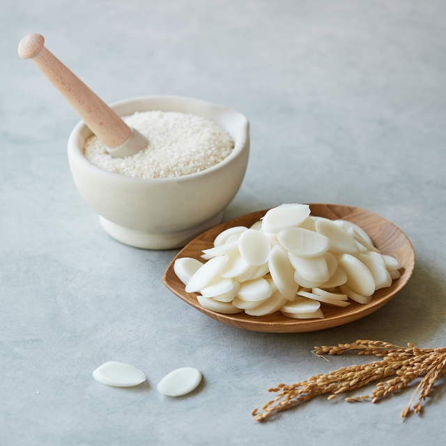 우리쌀 떡국 떡 (700g)