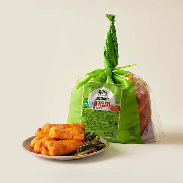 [생산직송] 사계절아삭 총각김치 (2kg)